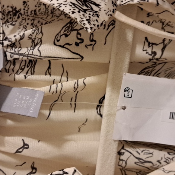 🇺🇸 H&M NWTs Evening Party Dress Maxi V-neck Tie Waist Side Slit Shiny LS - Picture 9 of 12